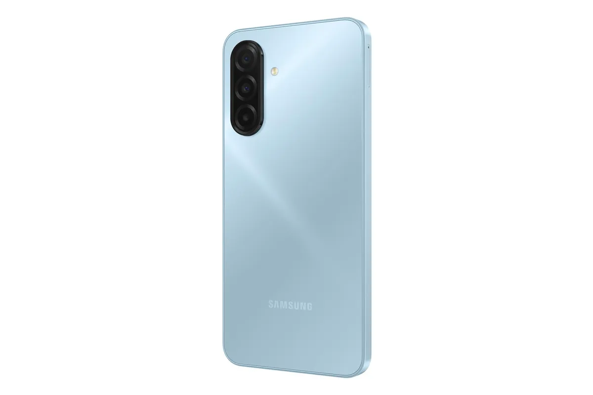 Смартфон Samsung Galaxy A17 SM-A175 8/256GB Light Blue (SM-A175FLBEEUC) - мініатюра 3