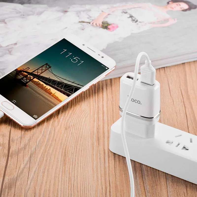 Мережевий зарядний пристрій Hoco C12 (2USB, 2.4А) White (C12MW) + кабель MicroUSB - мініатюра 3