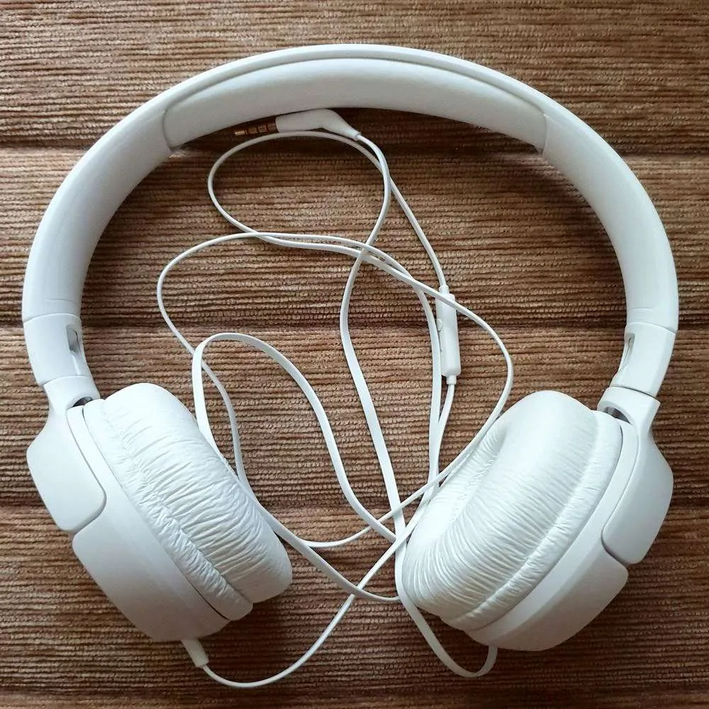 Гарнiтура JBL Tune 500 White (JBLT500WHT) - мініатюра 10