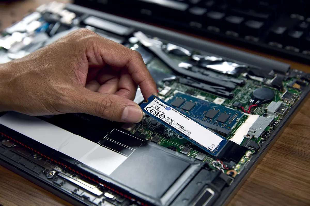 Накопичувач SSD M.2 2280 1TB Kingston (SNV3S/1000G) - мініатюра 6