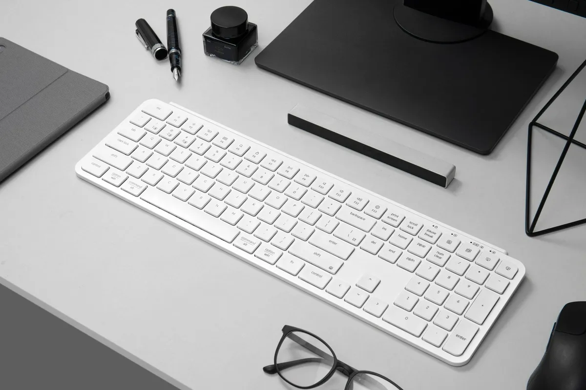 Клавіатура бездротова Keychron B6 Pro Ultra-Slim Ivory White (B6P-K8-UA) - мініатюра 4