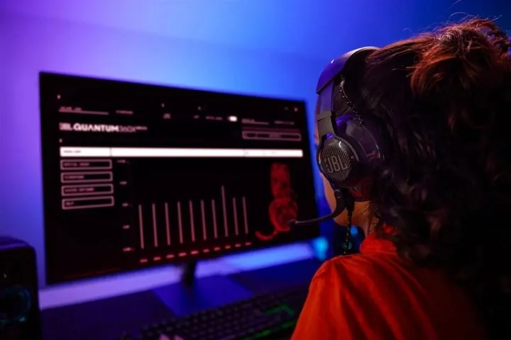 Гарнiтура JBL Quantum 360X Wireless for Xbox (JBLQ360XWLBLKGRN) - мініатюра 12