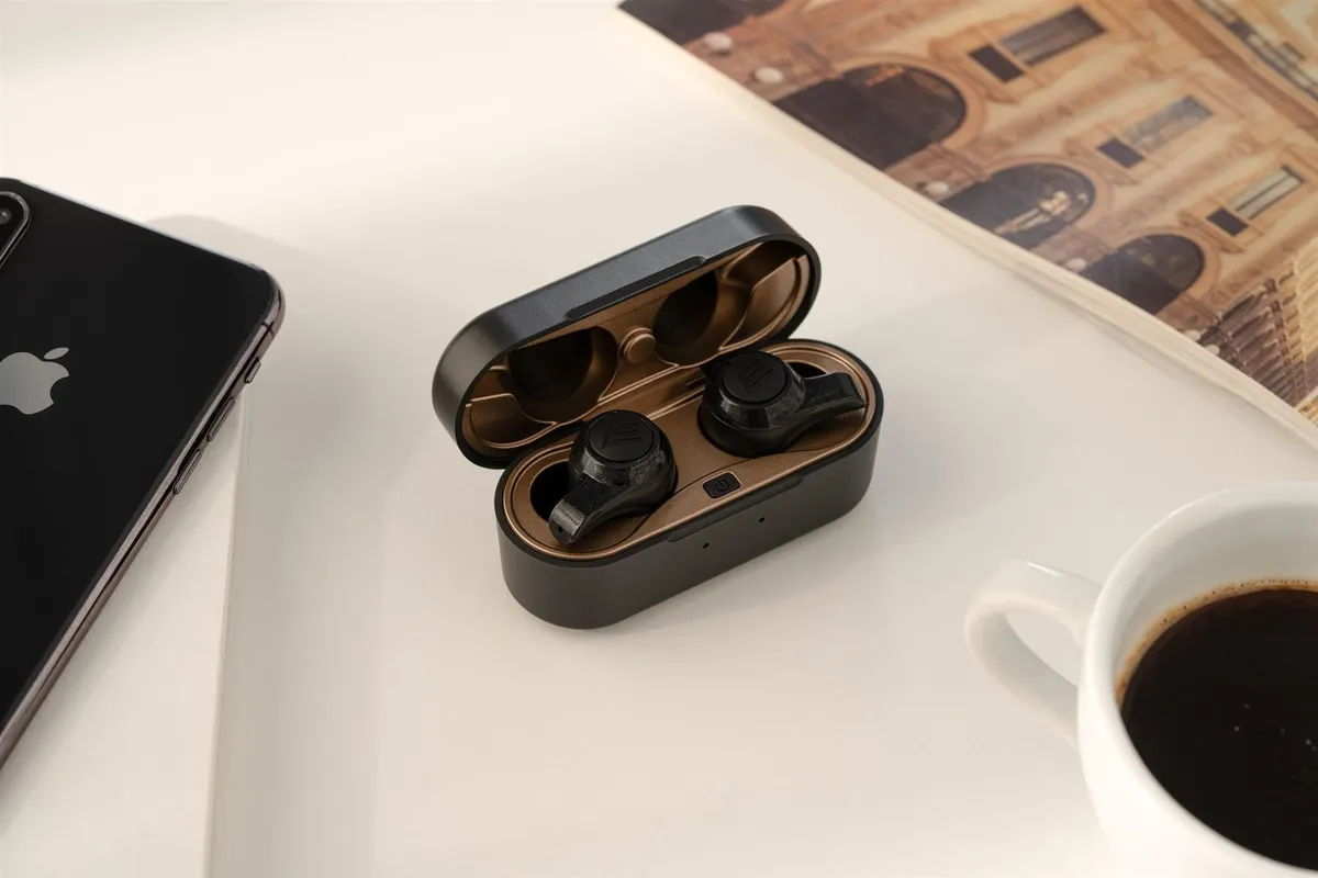 Bluetooth-гарнітура 2E Novem Pro Black (2E-EBTWNPBK) - мініатюра 4
