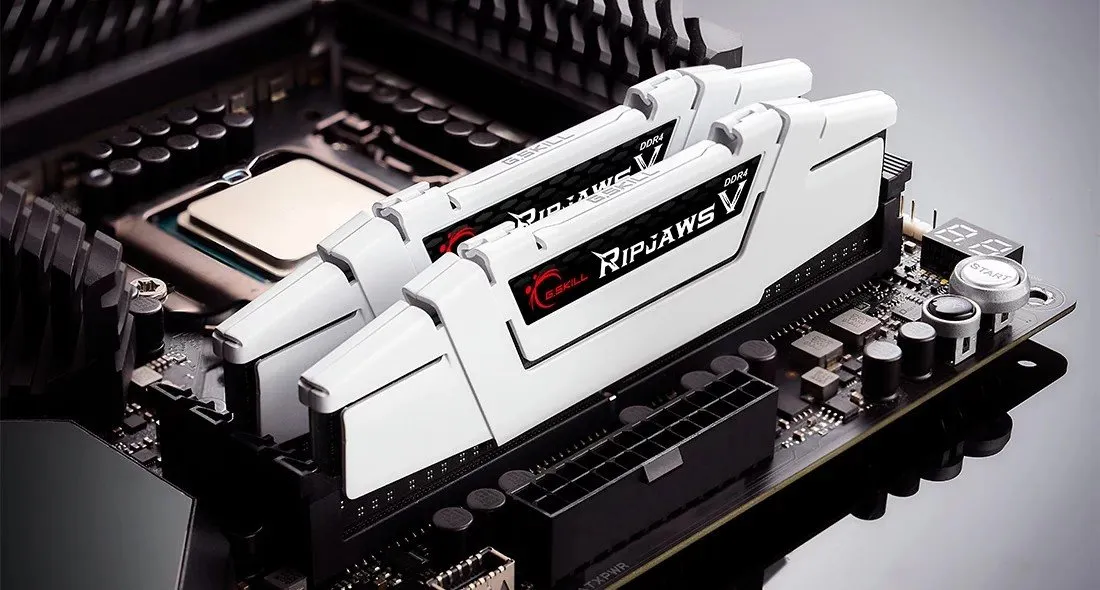 Модуль пам`ятi DDR4 2x16GB/3600 G.Skill Ripjaws V White (F4-3600C18D-32GVW) - мініатюра 5
