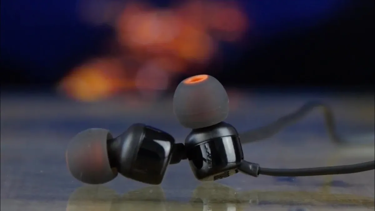 Гарнітура JBL T110 Black (JBLT110BLK) - мініатюра 11