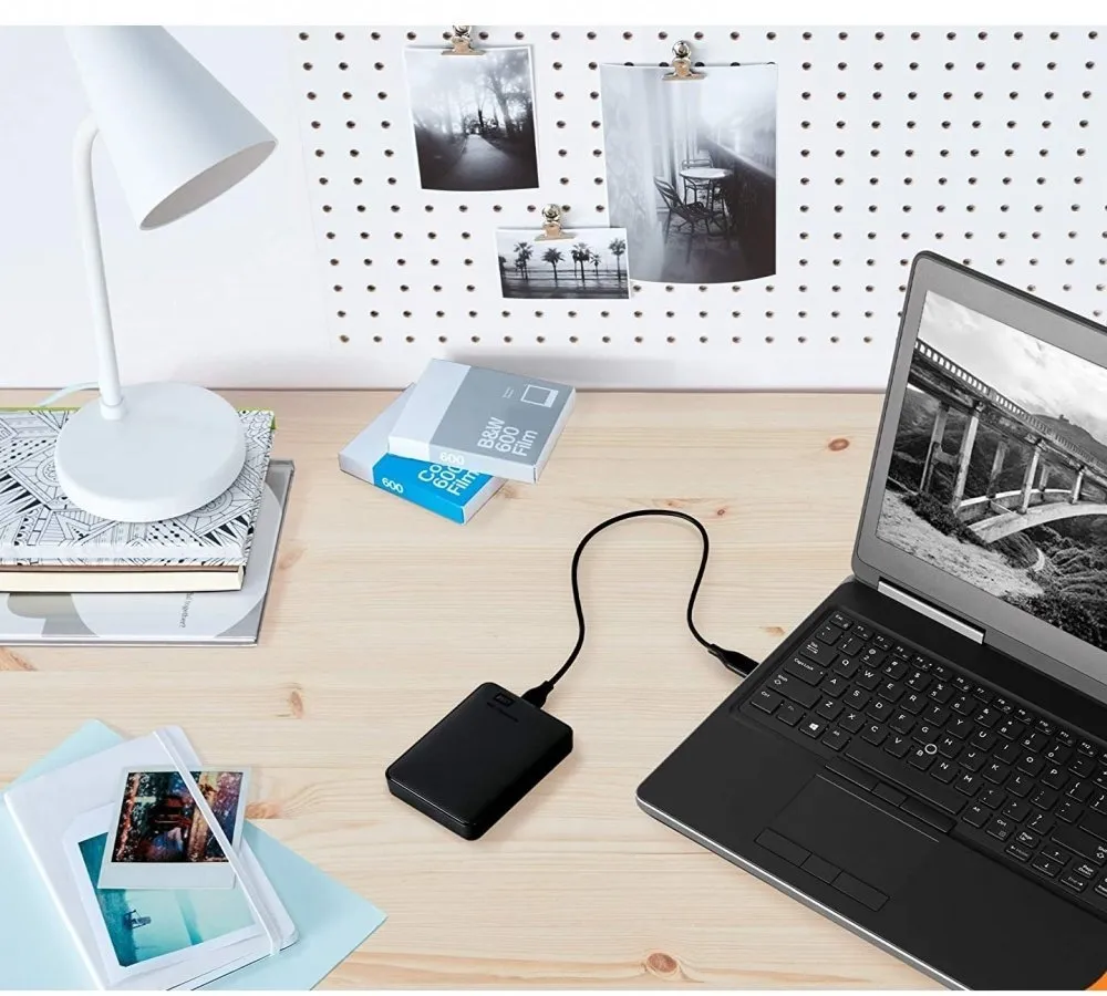 Зовнішній жорсткий диск 2.5" USB 4.0TB WD Elements Portable Black (WDBU6Y0040BBK-WESN) - мініатюра 2