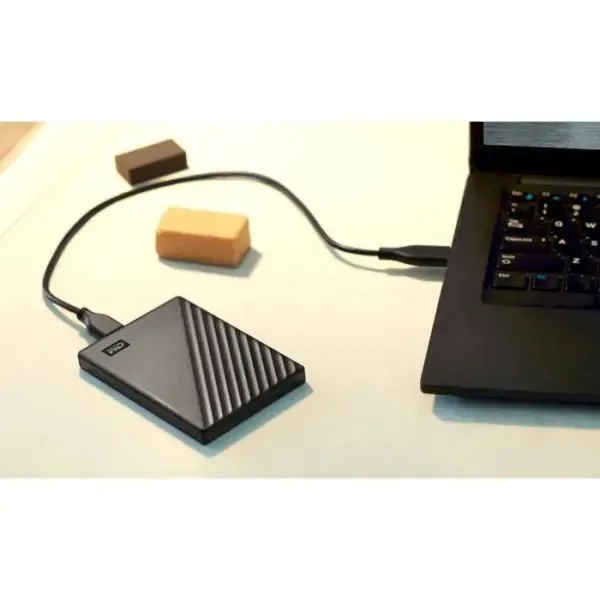 Зовнішній жорсткий диск 2.5" USB 2.0TB WD My Passport Black (WDBYVG0020BBK-WESN) - мініатюра 6