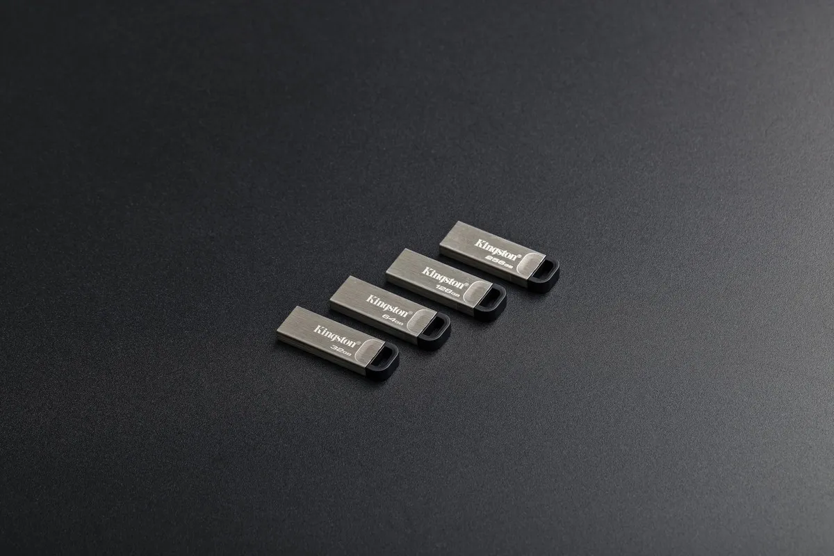 Флеш-накопичувач USB3.2 128GB Kingston DataTraveler Kyson Silver/Black (DTKN/128GB) - мініатюра 8