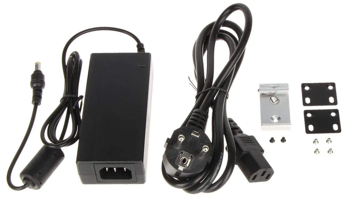 Комутатор Hikvision DS-3T0306HP-E/HS - мініатюра 4