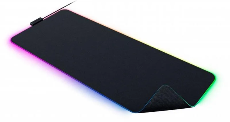 Ігрова поверхня Razer Strider Chroma Black (RZ02-04490100-R3M1) - мініатюра 2