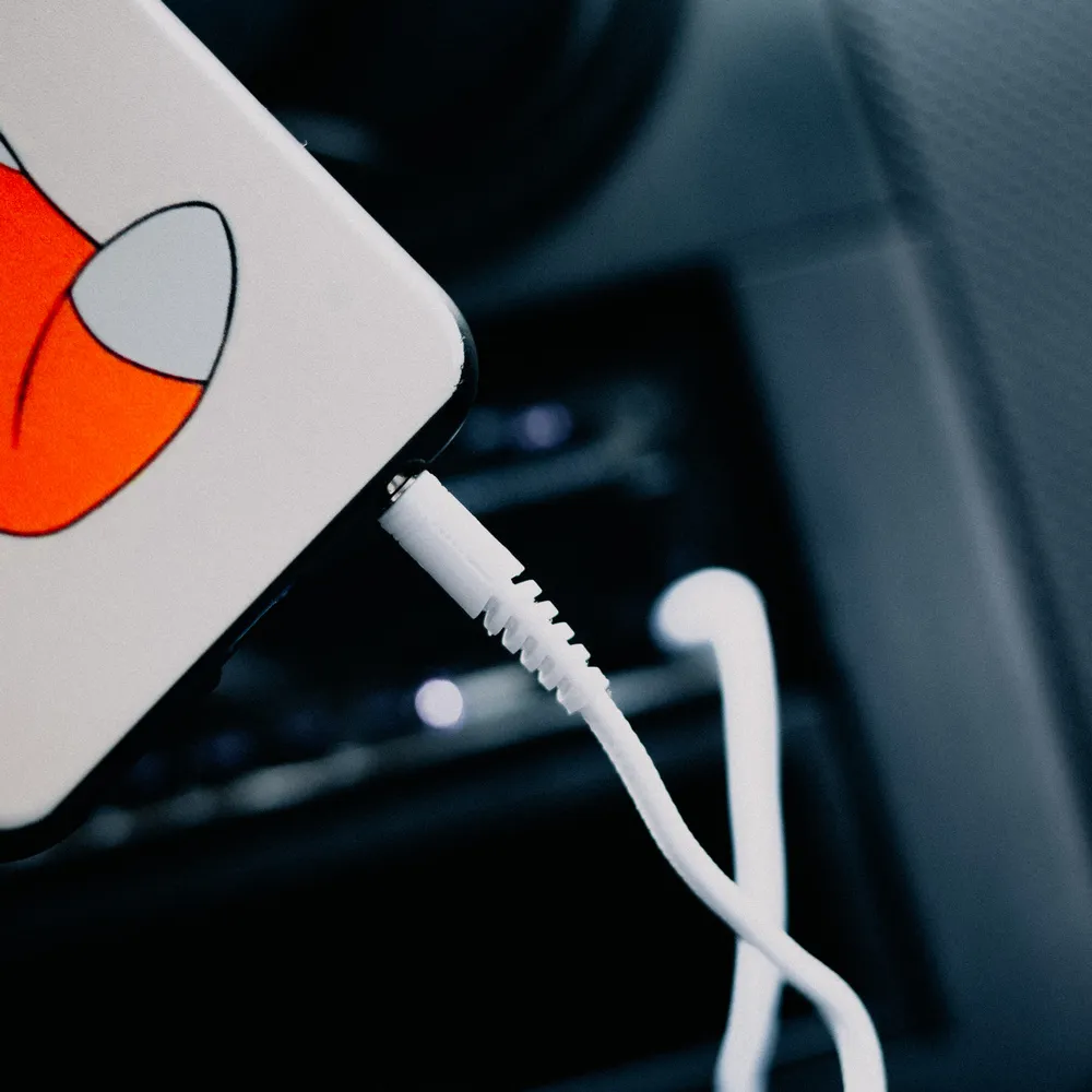 Кабель Xqisit Audio Cable 3.5 мм - 3.5 мм (M/M), 1.2 м, White (4029948026954) - мініатюра 5