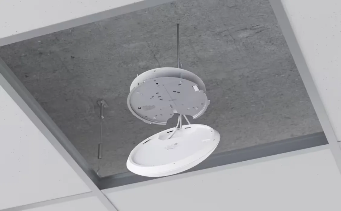 Точка доступу Ubiquiti UniFi U7 Pro (U7-PRO) - мініатюра 7