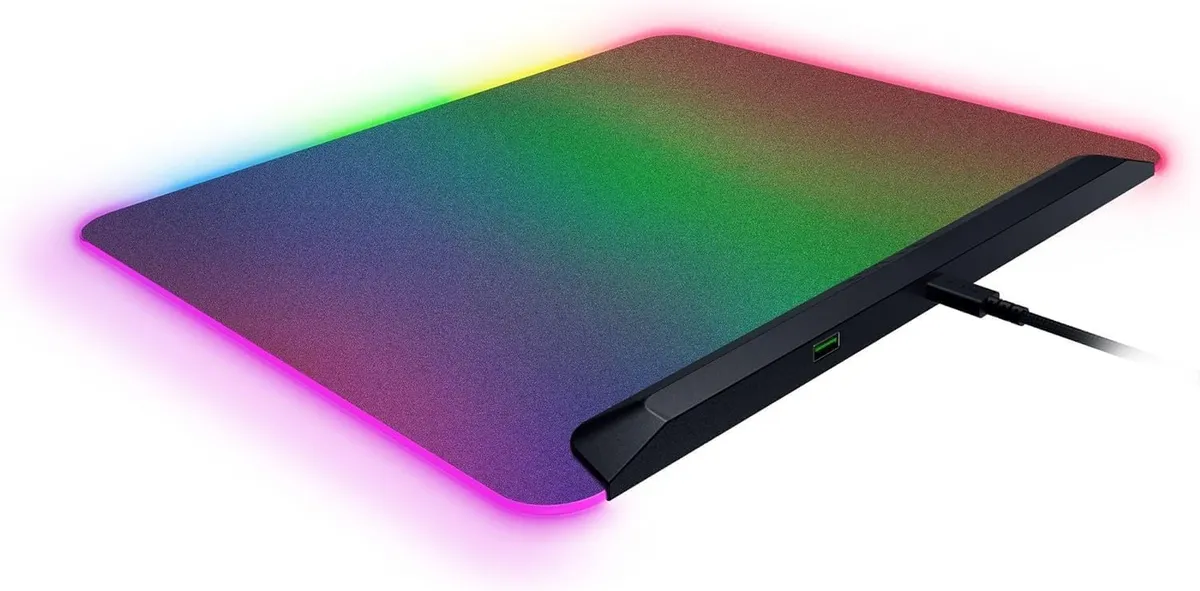 Ігрова поверхня Razer Firefly V2 Pro Black (RZ02-04920100-R3M1) - мініатюра 2