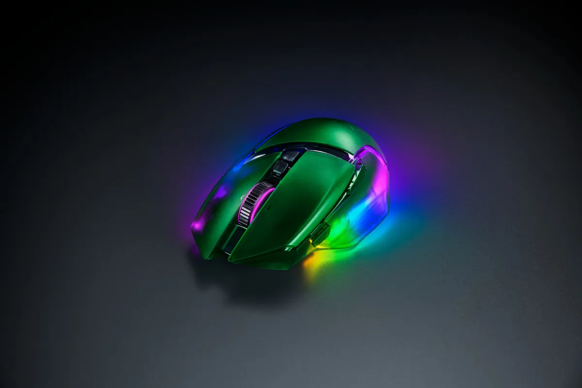 Миша бездротова Razer Basilisk V3 Pro 35K Phantom Green (RZ01-05240300-R3G1) - мініатюра 6