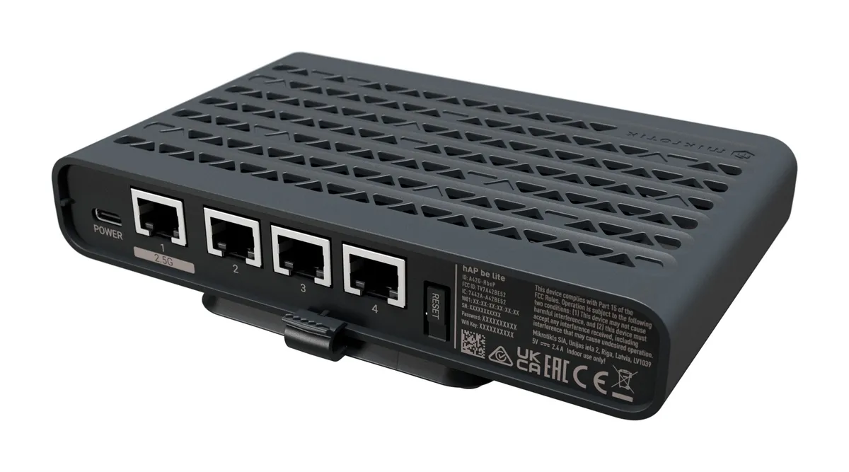 Бездротовий маршрутизатор MikroTik hAP be lite (A42G-HbeP) - мініатюра 2