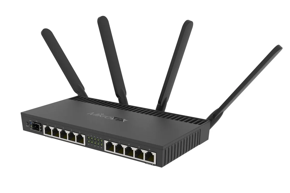 Бездротовий маршрутизатор MikroTik RB4011iGS+5HacQ2HnD-IN - зображення 1