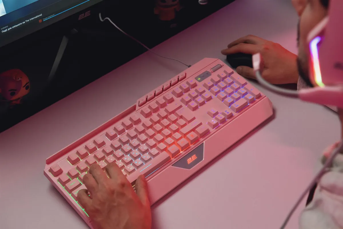 Клавіатура 2E Gaming KG315 RGB USB Pink Ukr (2E-KG315UPK) - мініатюра 4
