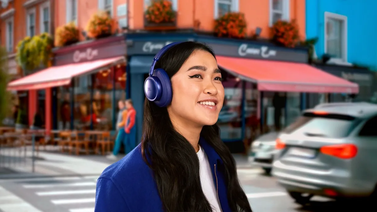 Bluetooth-гарнітура JBL Live 780NC Blue (JBLLIVE780NCBLU) - мініатюра 10