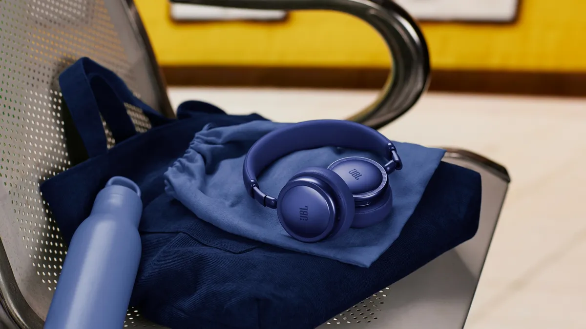 Bluetooth-гарнітура JBL Live 680NC Blue (JBLLIVE680NCBLU) - мініатюра 9