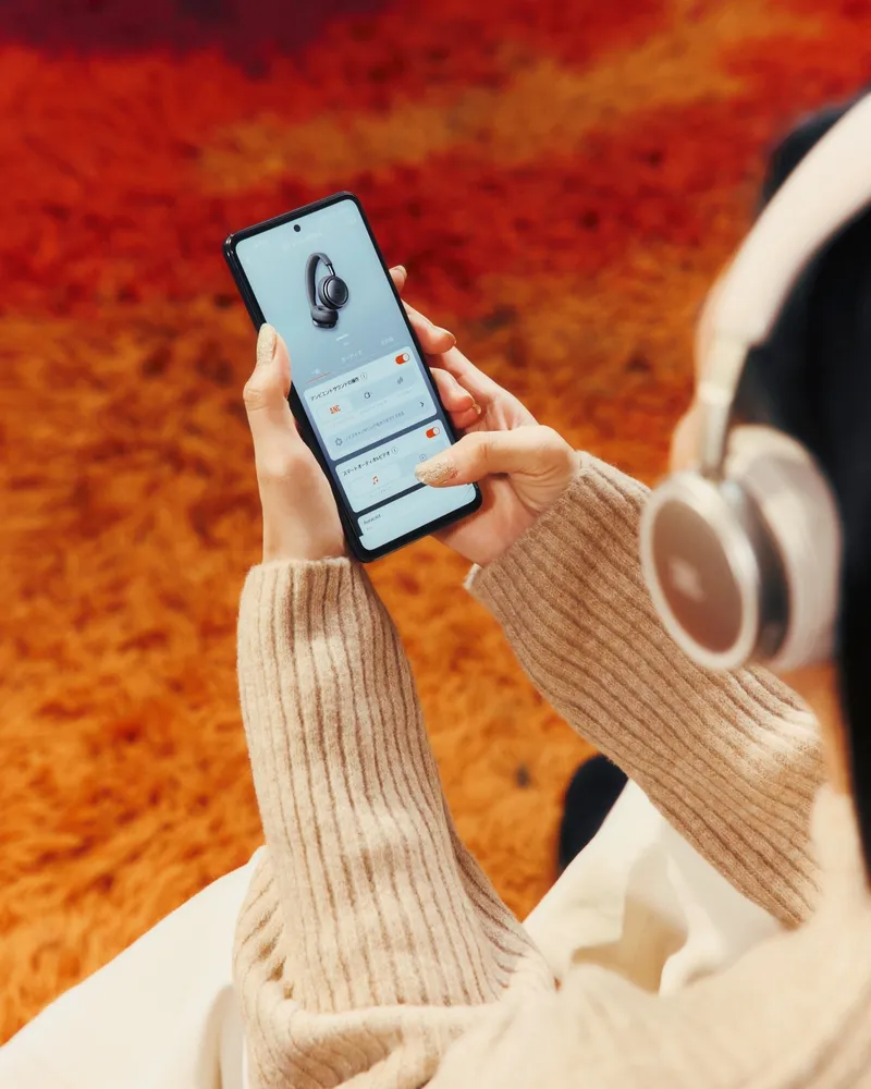 Bluetooth-гарнітура JBL Live 680NC Champagne (JBLLIVE680NCCPG) - мініатюра 11
