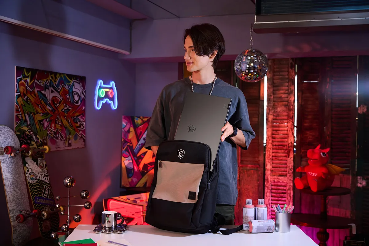 Рюкзак для ноутбука MSI Essential Backpack II 17" Black/Beige (G34-N1XXX27-808)_promo - мініатюра 7