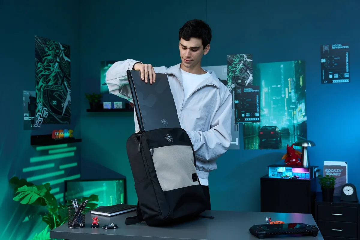 Рюкзак для ноутбука MSI Essential Backpack II 17" Black/Beige (G34-N1XXX27-808)_promo - мініатюра 8