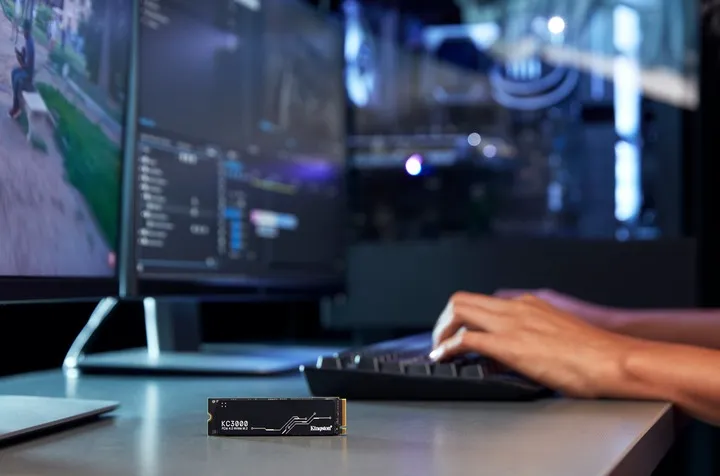 Накопичувач SSD 4TB Kingston KC3000 M.2 2280 PCIe 4.0 x4 NVMe 3D TLC (SKC3000D/4096G) - мініатюра 11