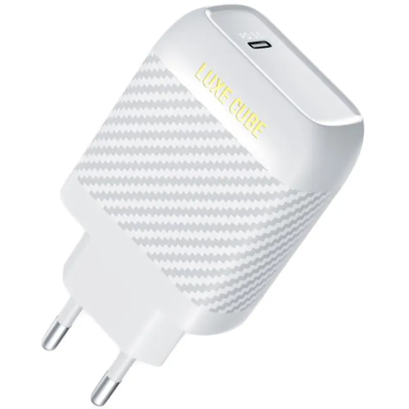 Мережевий зарядний пристрій Luxe Cube Dynamic 18W (1USBх3A) White (4446689880643) - мініатюра 3