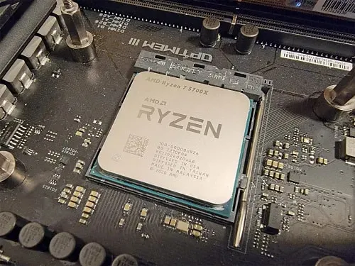 Процесор AMD Ryzen 7 5700X (3.4GHz 32MB 65W AM4) Box (100-100000926WOF) - мініатюра 2