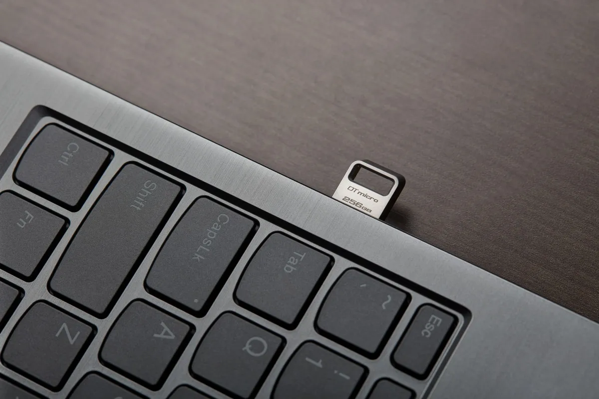 Флеш-накопичувач USB3.2 256GB Kingston DataTraveler Micro (DTMC3G2/256GB) - мініатюра 8