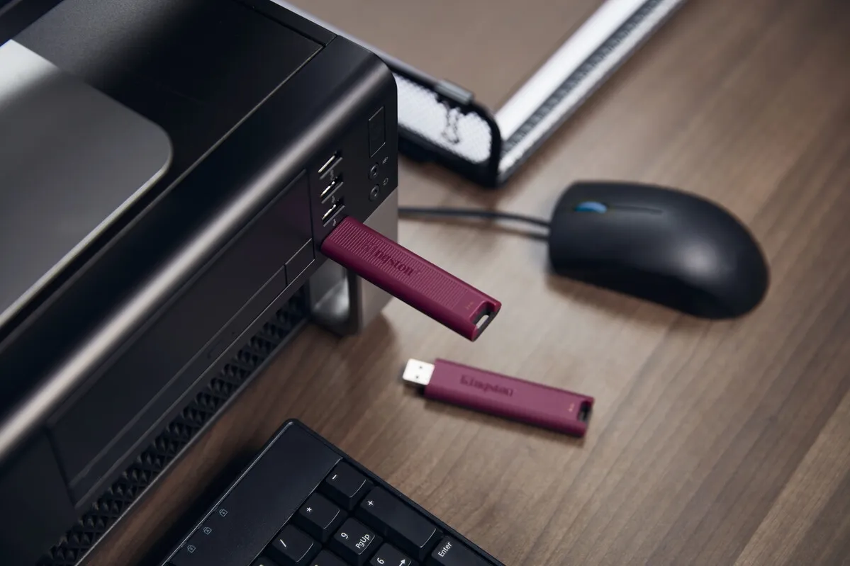 Флеш-накопичувач USB3.2 512GB Kingston DataTraveler Max Red (DTMAXA/512GB) - мініатюра 14