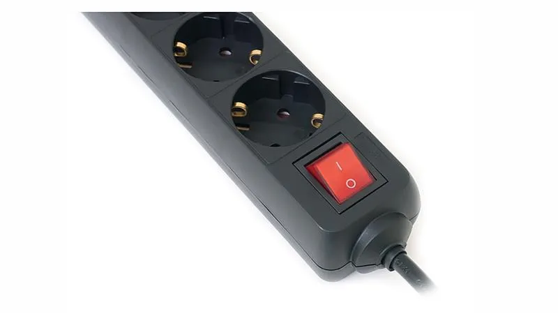 Фільтр живлення REAL-EL RS-6 Protect USB 3m Black - мініатюра 4