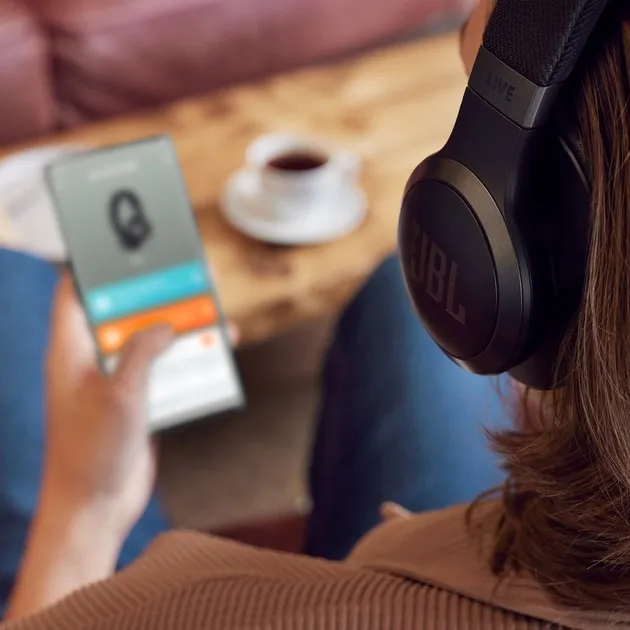 Bluetooth-гарнітура JBL Live 770NC Black (JBLLIVE770NCBLK) - мініатюра 13