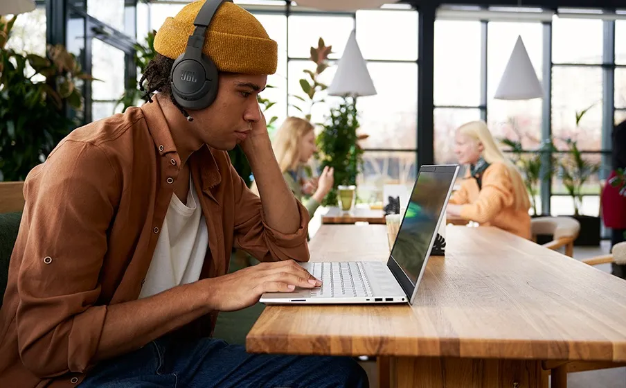 Bluetooth-гарнітура JBL Live 770NC Black (JBLLIVE770NCBLK) - мініатюра 8
