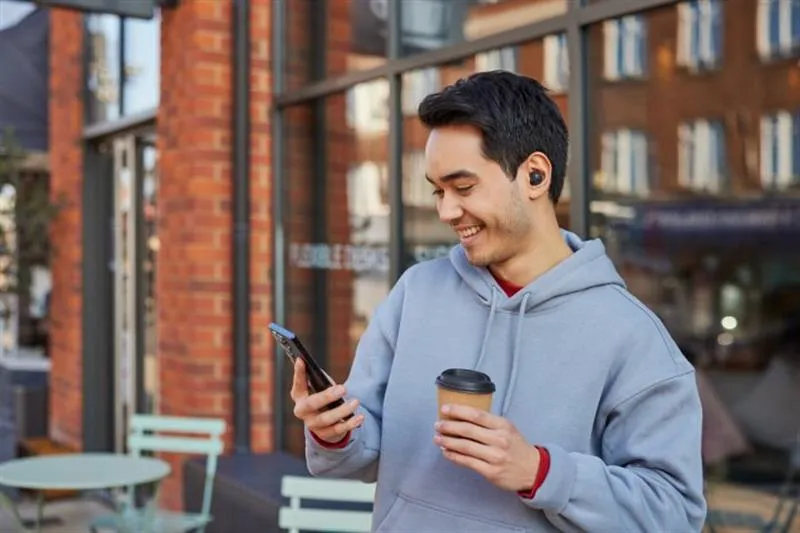 Bluetooth-гарнітура JBL Quantum TWS Air Black (JBLQTWSAIRBLK) - мініатюра 10