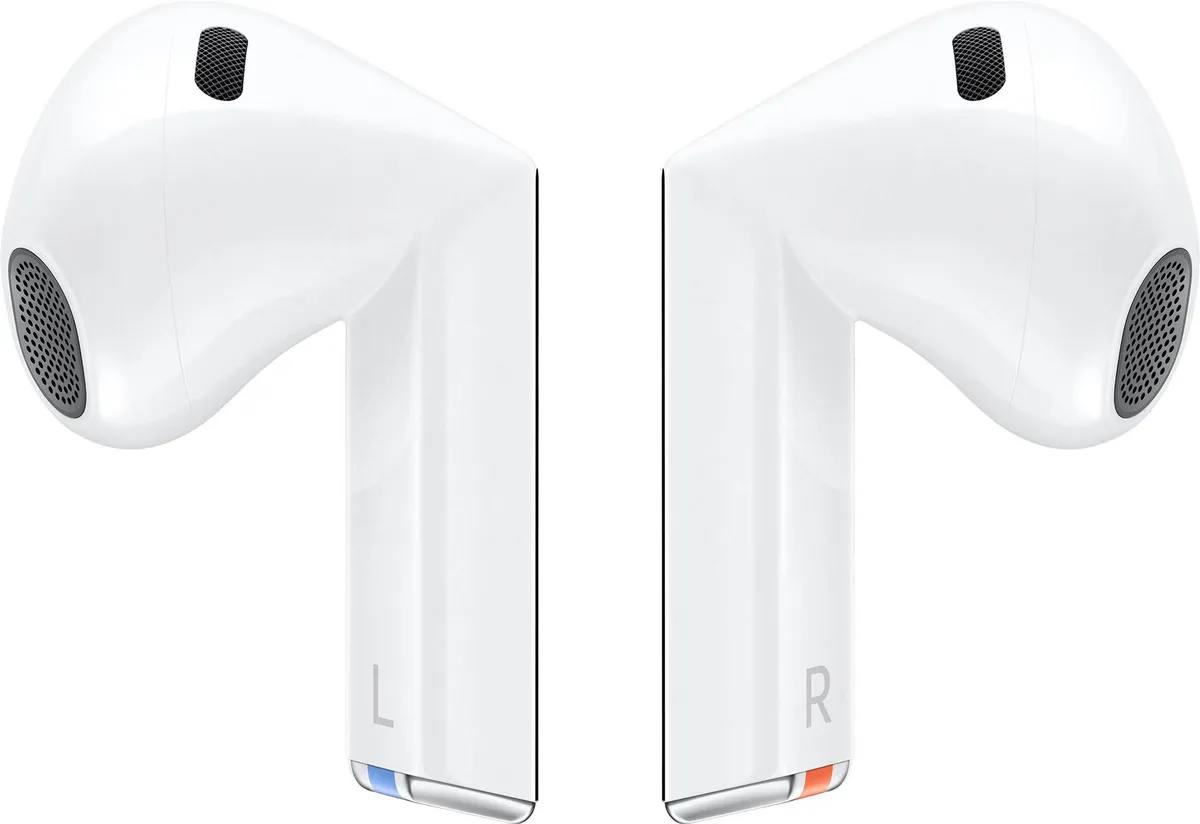 Bluetooth-гарнітура Samsung Galaxy Buds3 White (SM-R530NZWASEK) - мініатюра 7