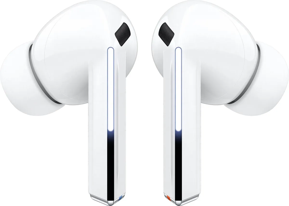 Bluetooth-гарнітура Samsung Galaxy Buds3 Pro White (SM-R630NZWASEK) - мініатюра 5