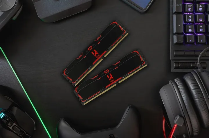 Модуль пам`ятi DDR4 16GB/3200 Goodram Iridium X Black (IR-X3200D464L16A/16G) - мініатюра 5