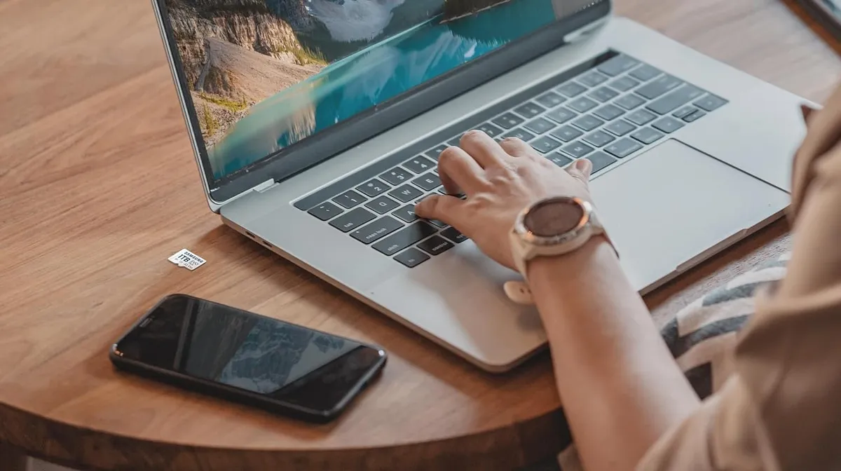 Карта пам`яті MicroSDXC  512GB UHS-I/U3 Class 10 Samsung Evo Plus R160MB/s + SD-адаптер (MB-MC512SA/EU) - мініатюра 4