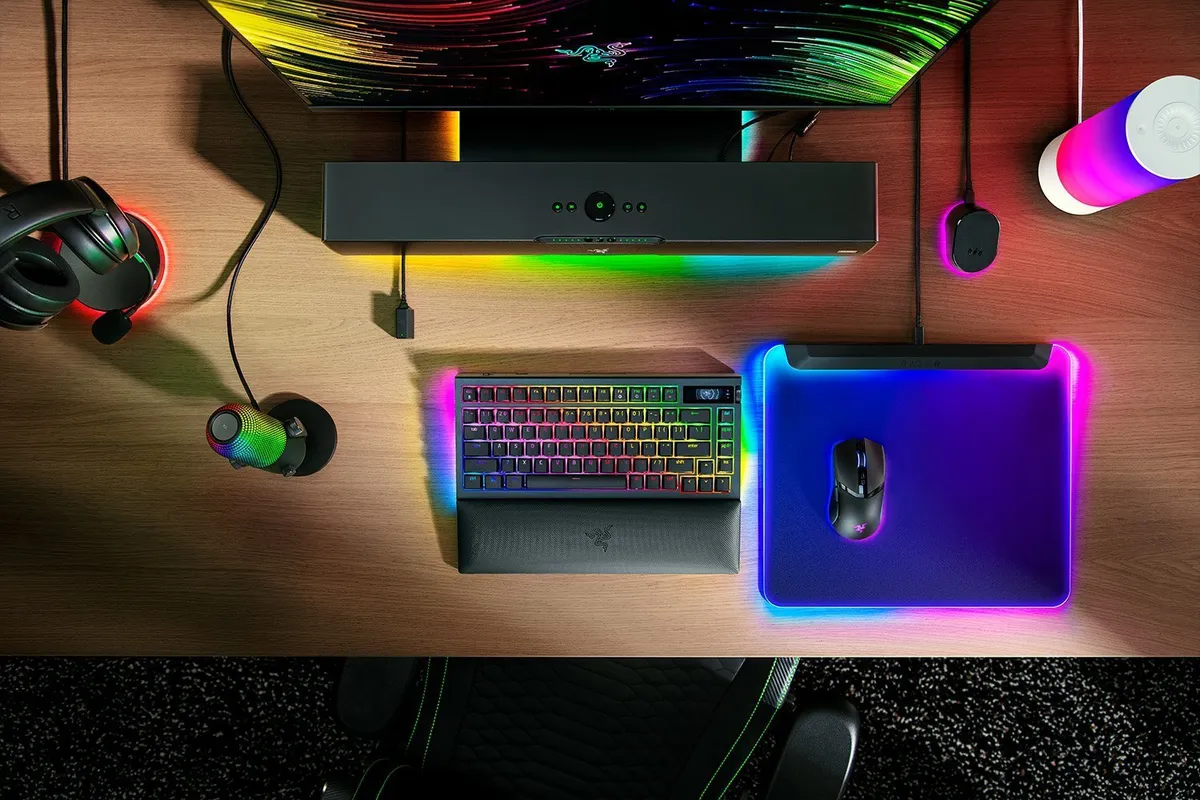 Клавіатура бездротова Razer BlackWidow V4 Pro ANSI Black (RZ03-05130100-R3M1) - мініатюра 9