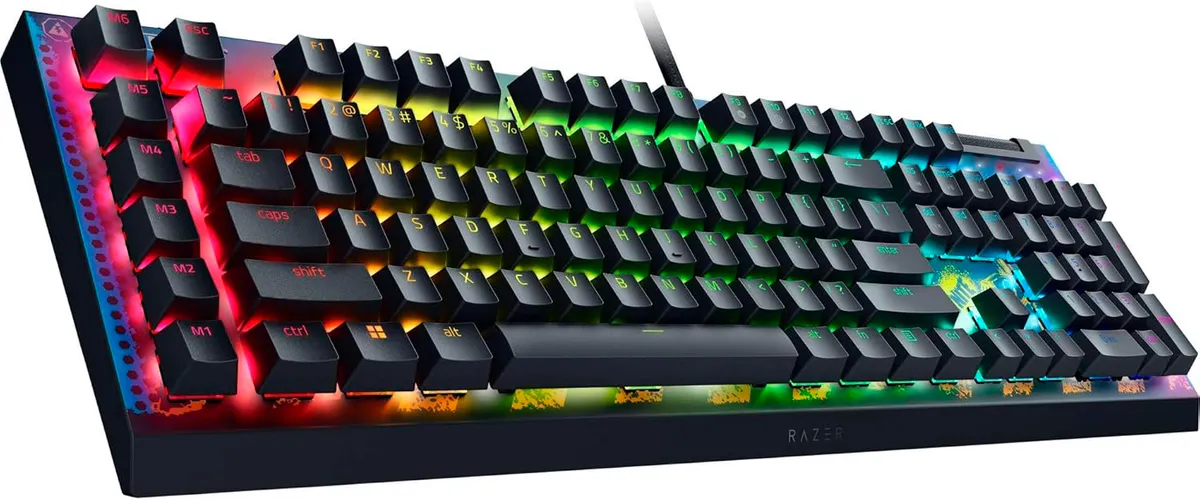 Клавіатура Razer BlackWidow V4 X Yellow Switch Fortnite (RZ03-04703600-R3M1) - мініатюра 3