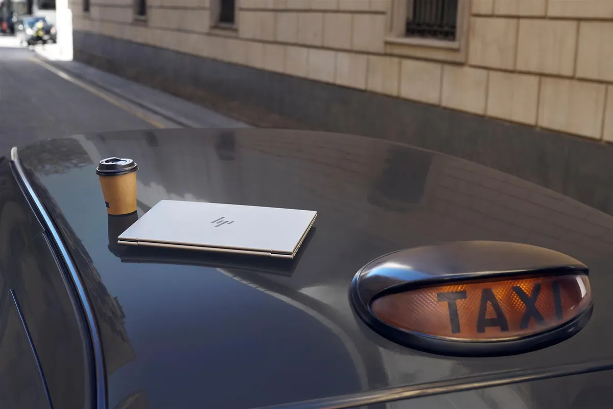 Ноутбук HP EliteBook 860 G11 (A37BZET) Silver - мініатюра 4