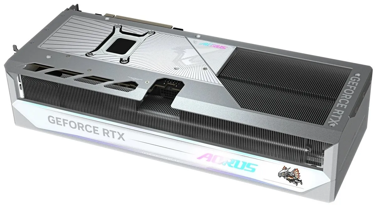 Відеокарта GF RTX 5080 16GB GDDR7 Aorus Master Ice Gigabyte (GV-N5080AORUSM ICE-16GD) - мініатюра 6
