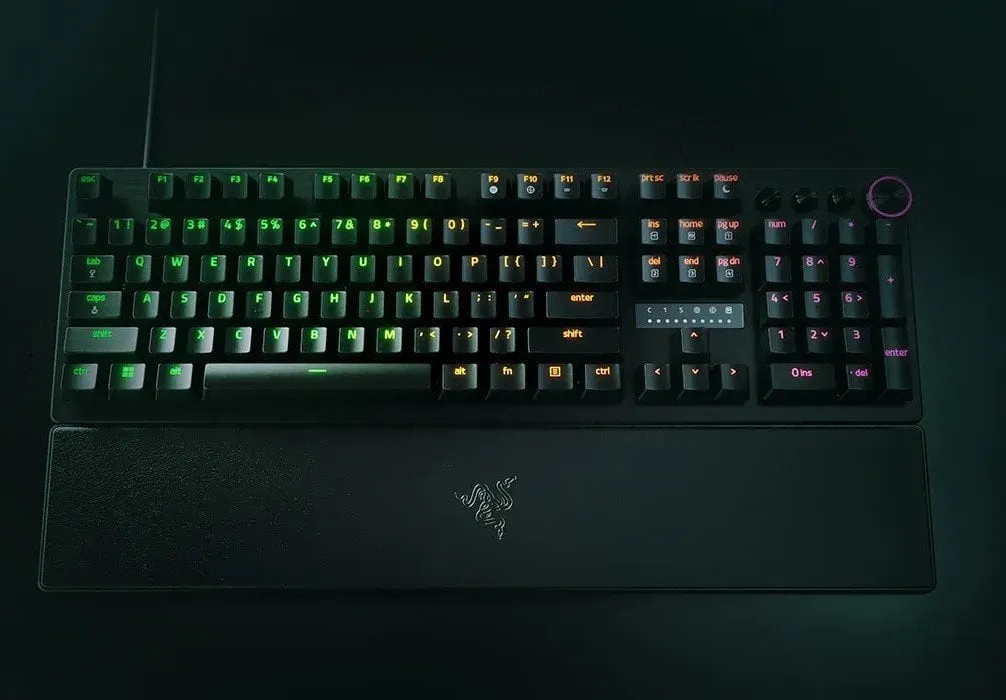 Клавіатура Razer Huntsman V3 PRO (RZ03-04970100-R3M1) - мініатюра 5