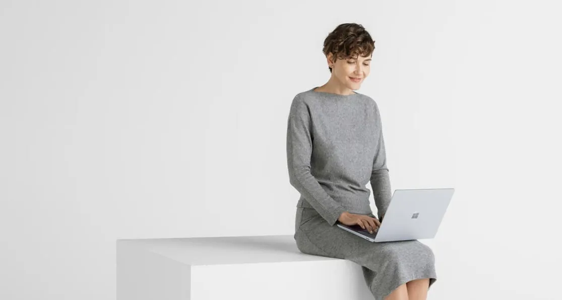 Ноутбук Microsoft Surface Laptop 6 13.5" PS Touch (ZJW-00026) Platinum - мініатюра 13