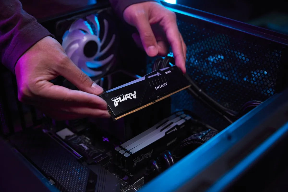 Модуль пам`яті DDR5 32GB/5600 Kingston Fury Beast RGB Black (KF556C36BBE2A-32) - мініатюра 10