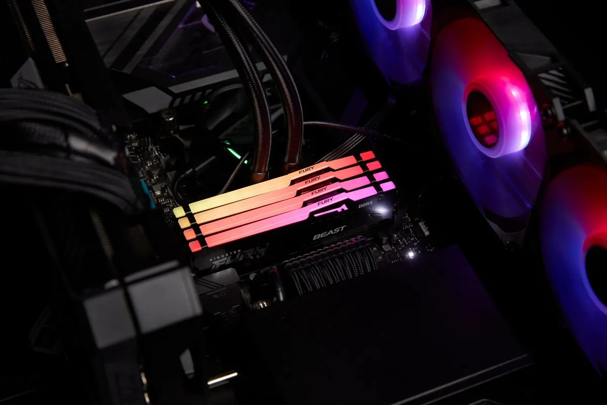 Модуль пам`яті DDR5 32GB/5600 Kingston Fury Beast RGB Black (KF556C36BBE2A-32) - мініатюра 15