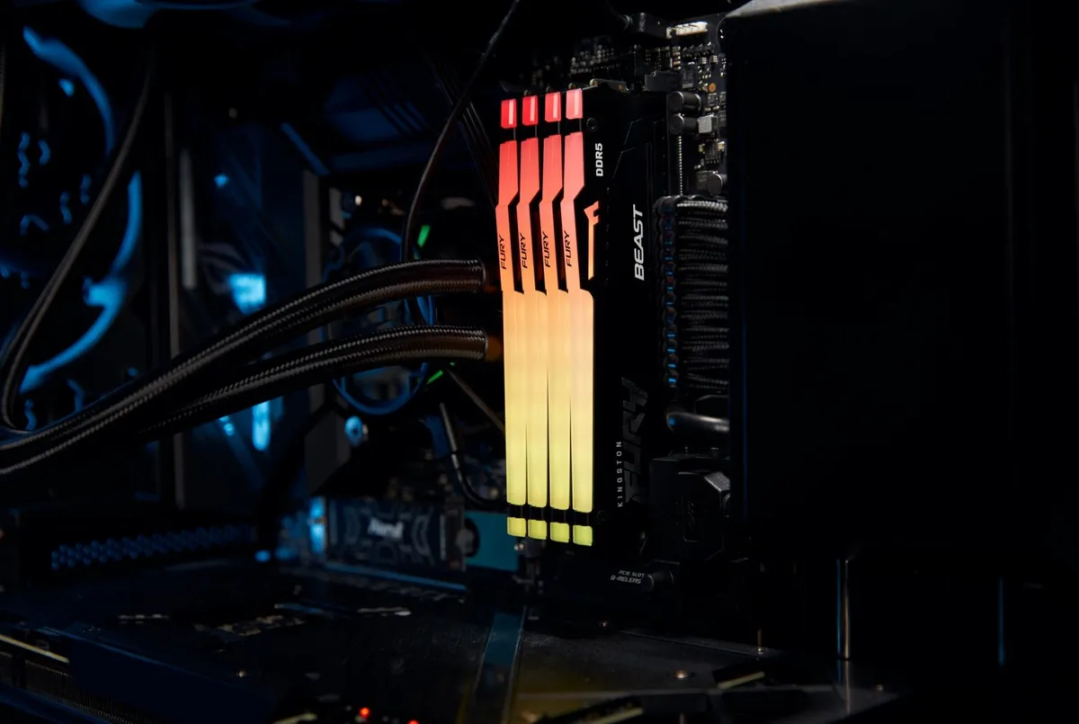 Модуль пам`яті DDR5 32GB/5600 Kingston Fury Beast RGB Black (KF556C36BBE2A-32) - мініатюра 17