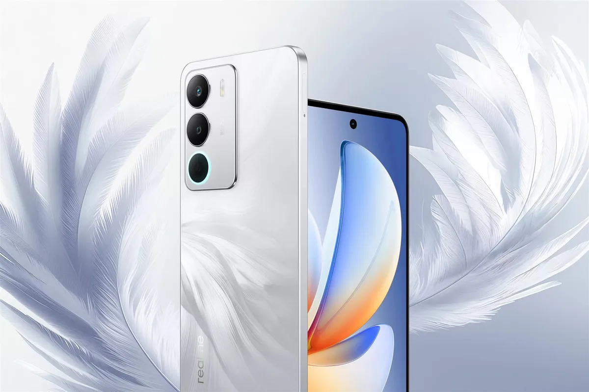 Смартфон Realme C71 8/256GB (RMX5303) White Swan - мініатюра 2