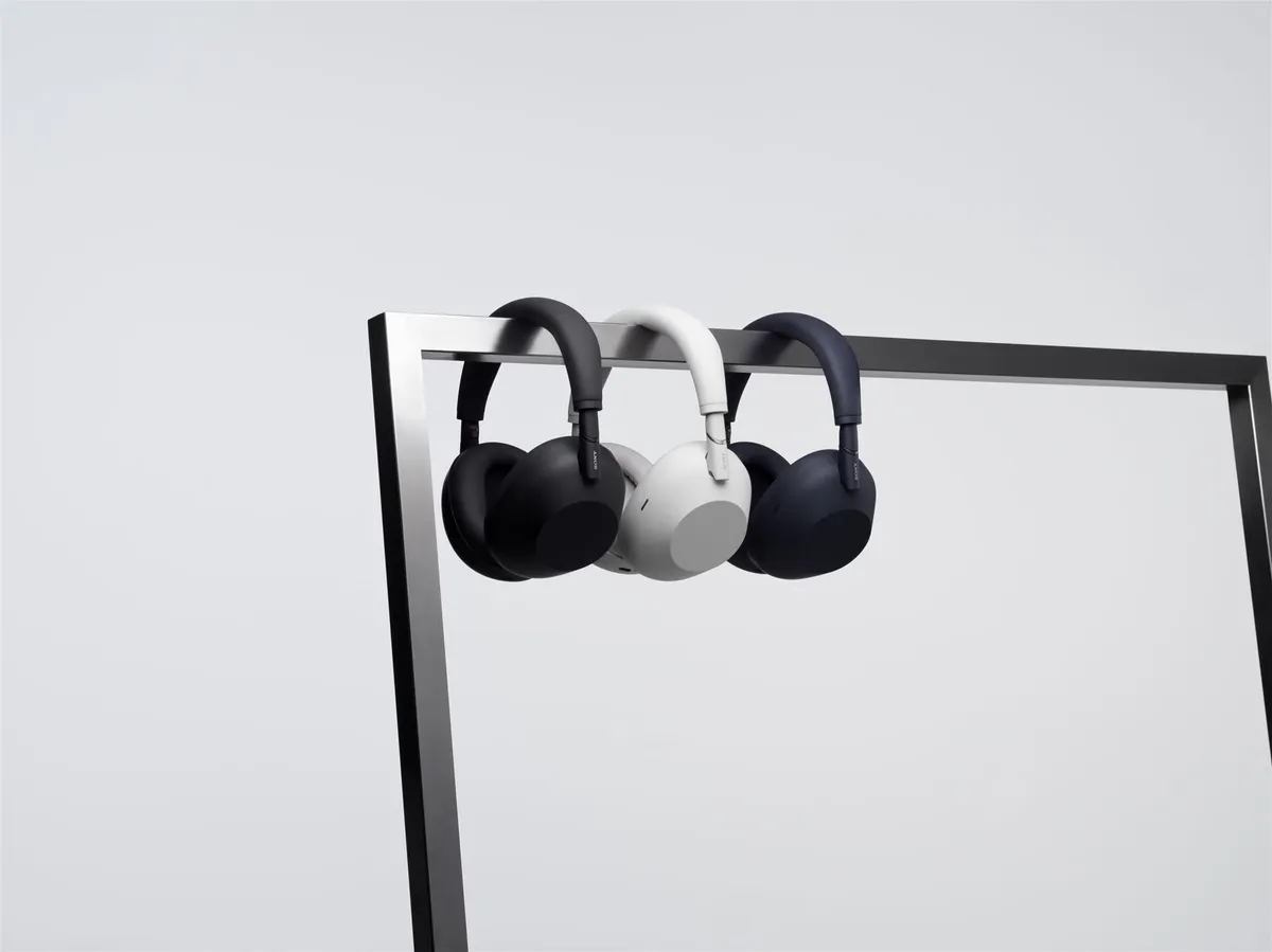 Гарнiтура Sony WH-1000XM6 Midnight Blue (WH1000XM6L.E) - мініатюра 11